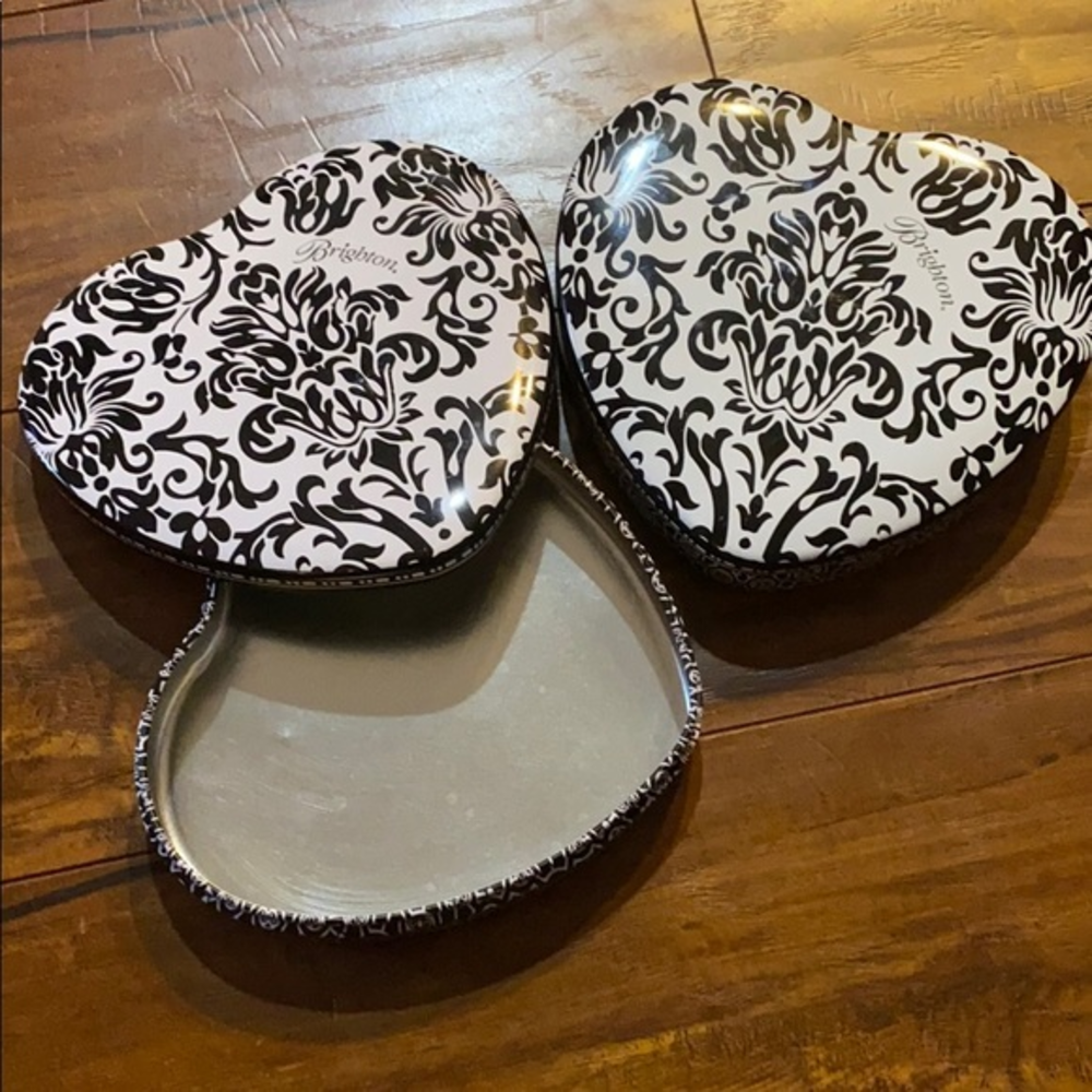 Brighton Set 2 Heart Trinket Jewelry Tins Black White Damask